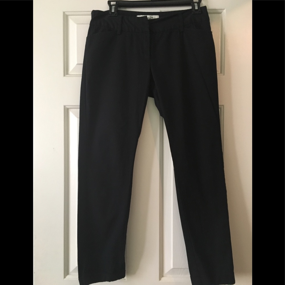 Size 5, American Rag Skinny Black Dress pants